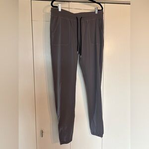 Zyia active dark gray peak zipper long joggers